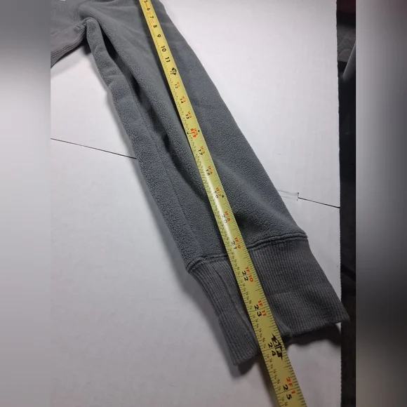 NFL Team Apparel Giants Fleece Sweater Size Small - Picture 12 of 12